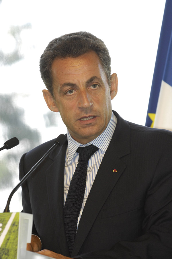 Nicolas Sarkozy, favorable à un statut d’éditeur de presse en ligne